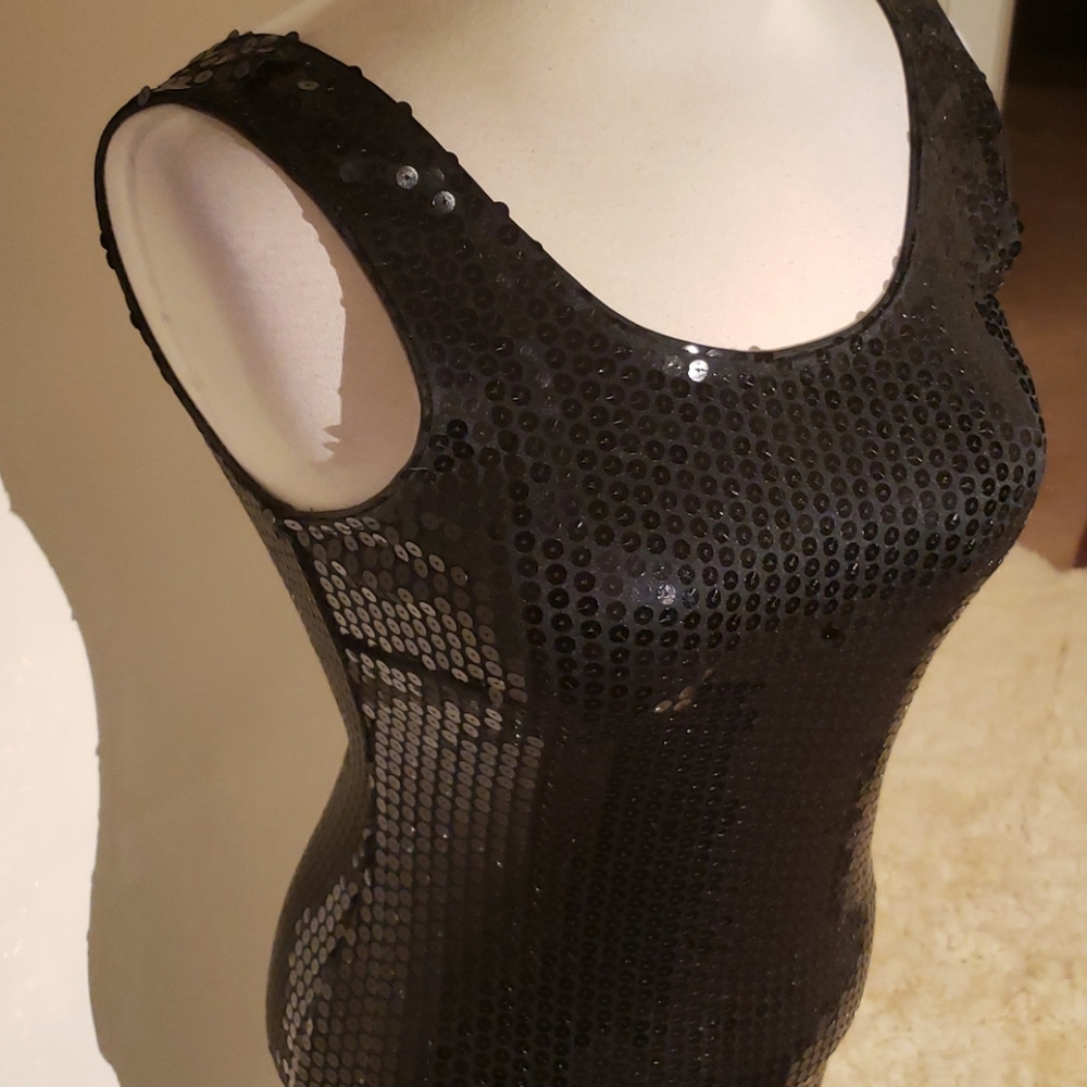 GLENROB DRESS - Picture 3 of 16